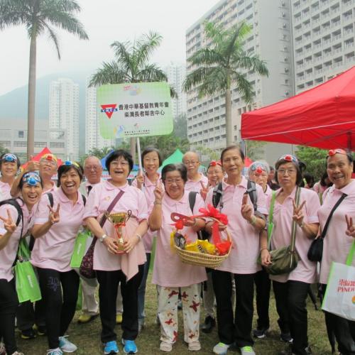 東區醫院日2014 慈善步行及正向生活嘉年華，中心隊伍獲得「最佳團隊造型獎」